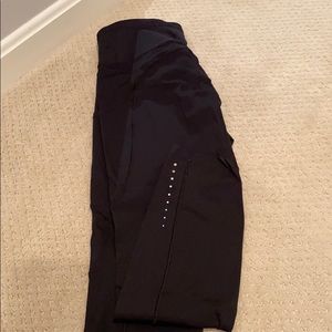 Lulu lemon leggings with pull string in band